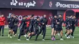 موعد مباراة الأهلي وشباب بلوزداد...