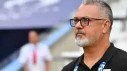 ميكالي ينتظر تعثر جروس لتولي...