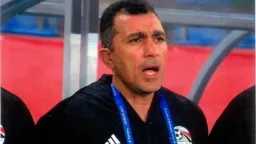 أسامة نبيه يقود منتخب الشباب...