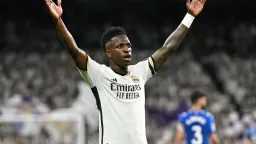 تفاصيل مشادة بين مودريتش وفينيسيوس...