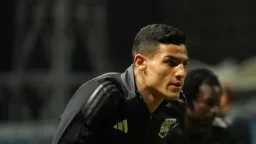 تفاصيل انتقال مصطفى العش للأهلي...