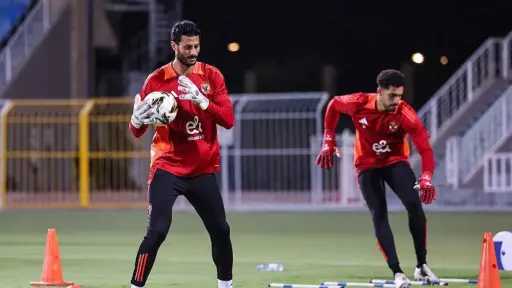 التفاصيل المالية لتجديد عقد الشناوي...