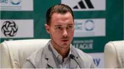 ماتيايس يايسله يقود الأهلي أمام...