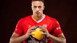 سيف عابد: الأهلي يسعى لحسم...