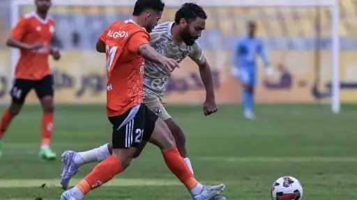 فاركو يفرض التعادل على الأهلي...