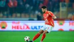 ياسر إبراهيم يشكو من الخلفية