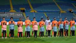 أحمد خطاب يحسم موقفه من...