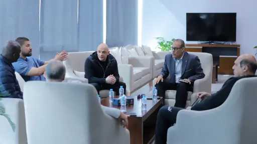 بحضور فينجر وبوساكا.. اتحاد الكرة...