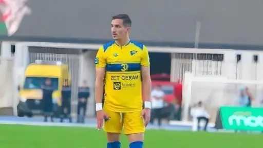 رئيس  بارادو الجزائري يعلن...