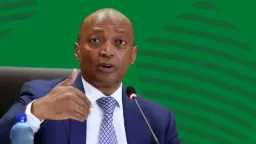 الأهلي يدعو موتسيبي لحضور احتفالية...