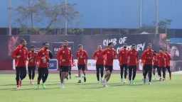 موقف ثنائي الأهلي من مواجهة...