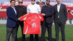 الأهلي يستقبل الأسطورة الإيطالي كريستيان...