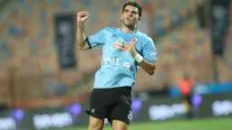 إعلامي يكشف عرض الأهلي لضم...