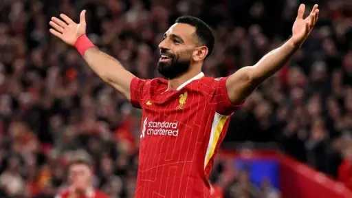 رقمان قياسيان في انتظار محمد...