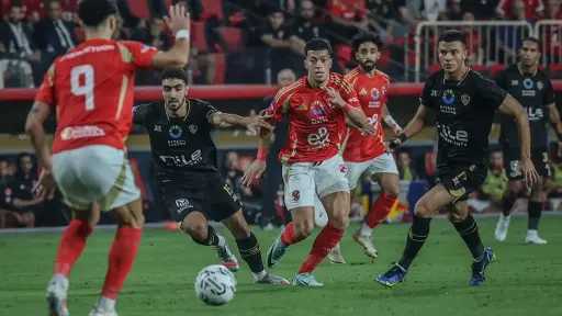 مصطفى عزام: لا أزمة بشأن...