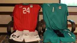 المنتخب الوطني للكرة النسائية بالقميص...