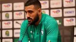 عصام الحضري: محمد عواد رقم...