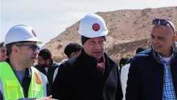 الخطيب يتفقد سير العمل في...