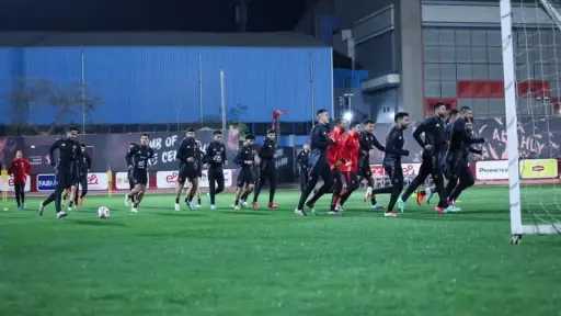 الأهلي يستأنف تدريباته استعدادًا لمباراة...