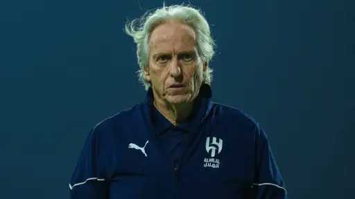 الهلال السعودي يكشف مصير جيسوس