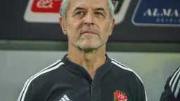 كولر يستقر على خط دفاع...