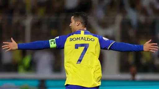 رونالدو يقود هجوم النصري أمام...