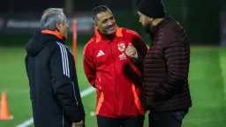 تحت قيادة قمصان.. الأهلي يبدأ...