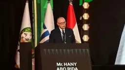 الشيخ حمد بن خليفة آل...