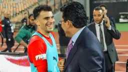 وزير الرياضة يكشف كواليس صورته...