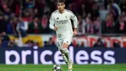 أسينسيو يقترب من تجديد تعاقده...