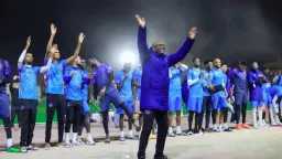 مدرب الهلال: الاهلي هو حامل...