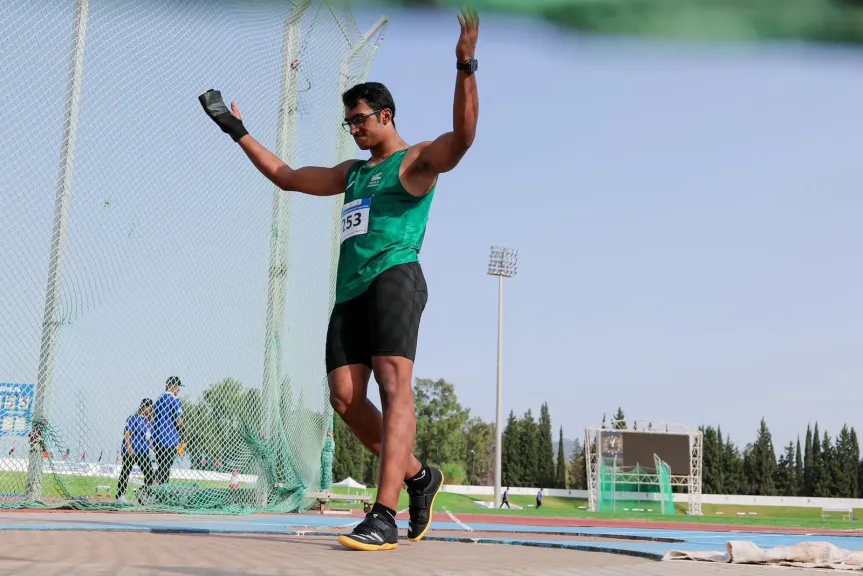 الزاير يكتب التاريخ