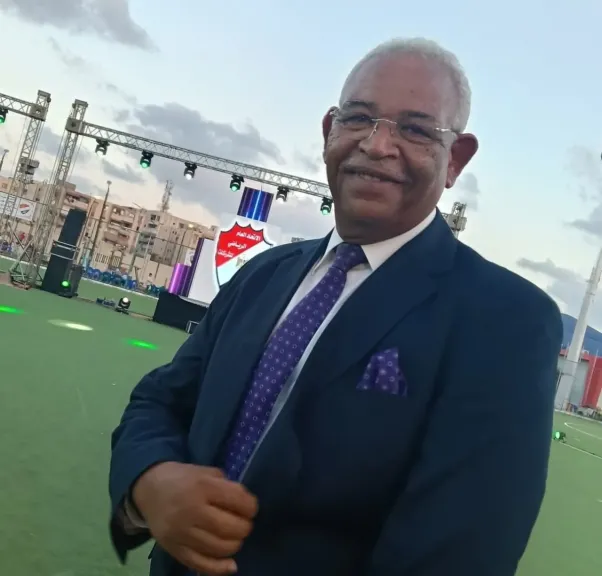 هشام يحيي