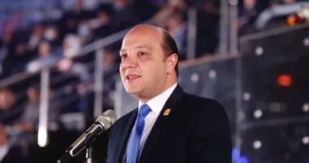 رئيس اتحاد الجمباز