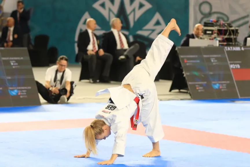 جانب من الحدث